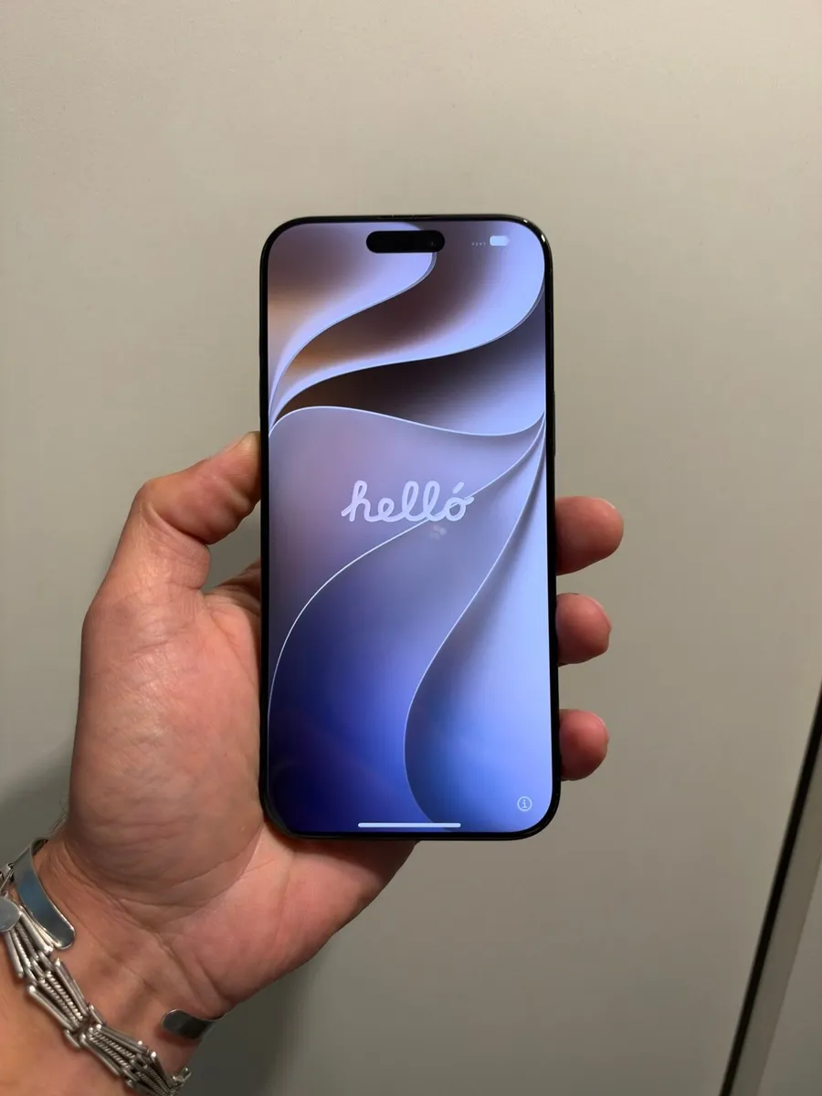 iPhone 16 pro max 256GB - Image 3