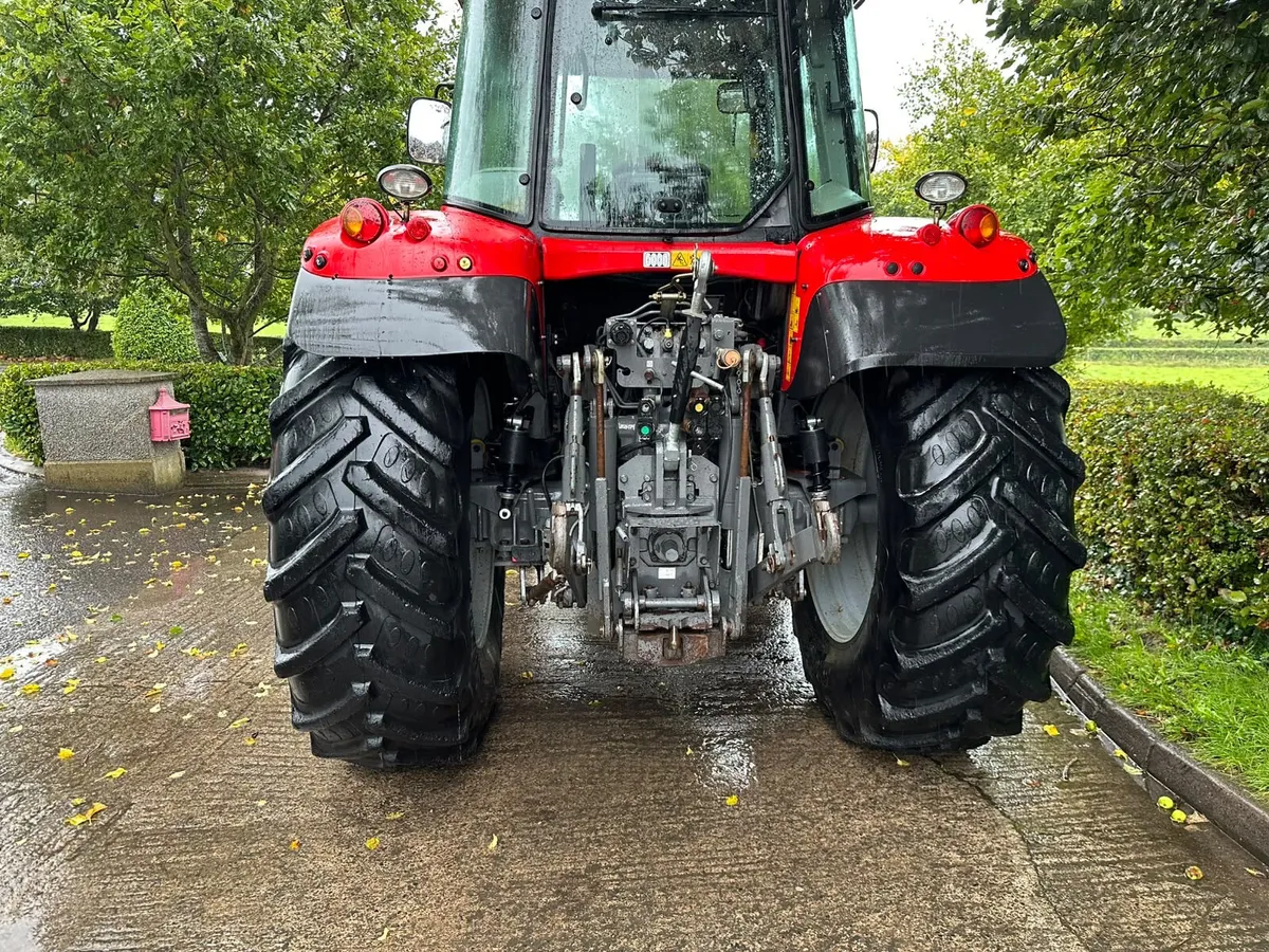 Massey Ferguson 6480 - Image 2