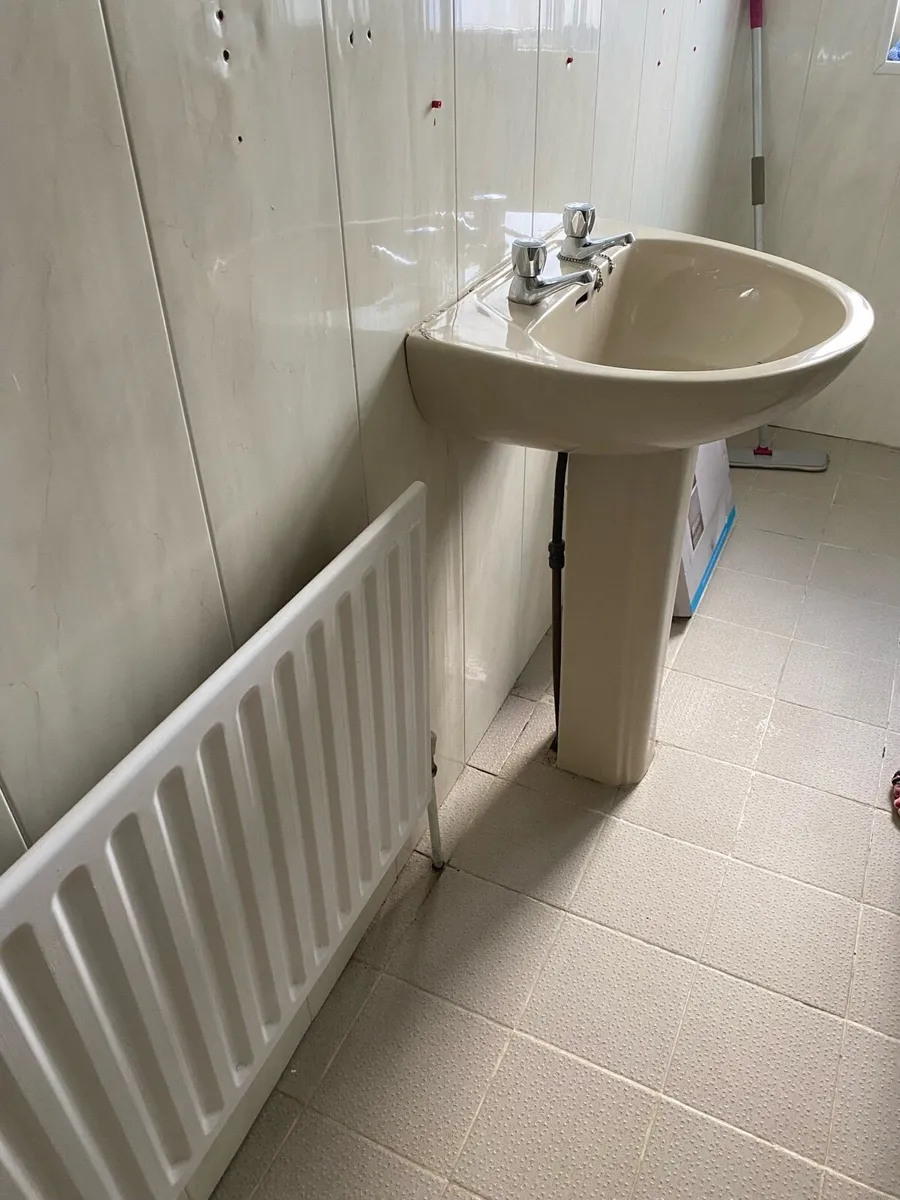 Toilet and sink - Image 2