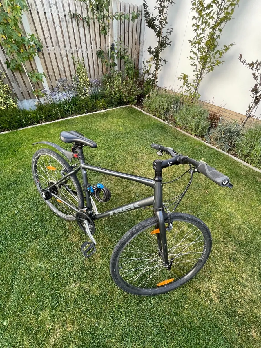 Trek FX 1 Hybrid Bike - Image 3
