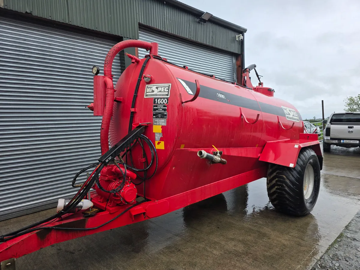 Hi Spec 1600 gallon slurry tank/water bowser - Image 1
