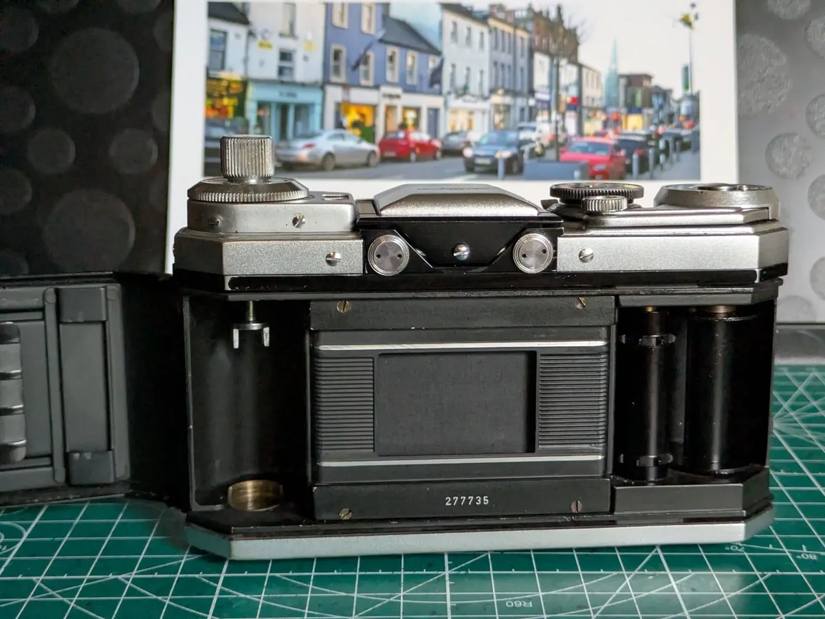 Edixa Reflex film SLR - Image 4