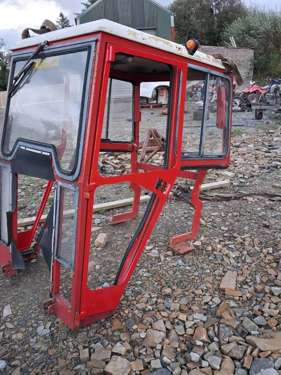 Massey cab - Image 3