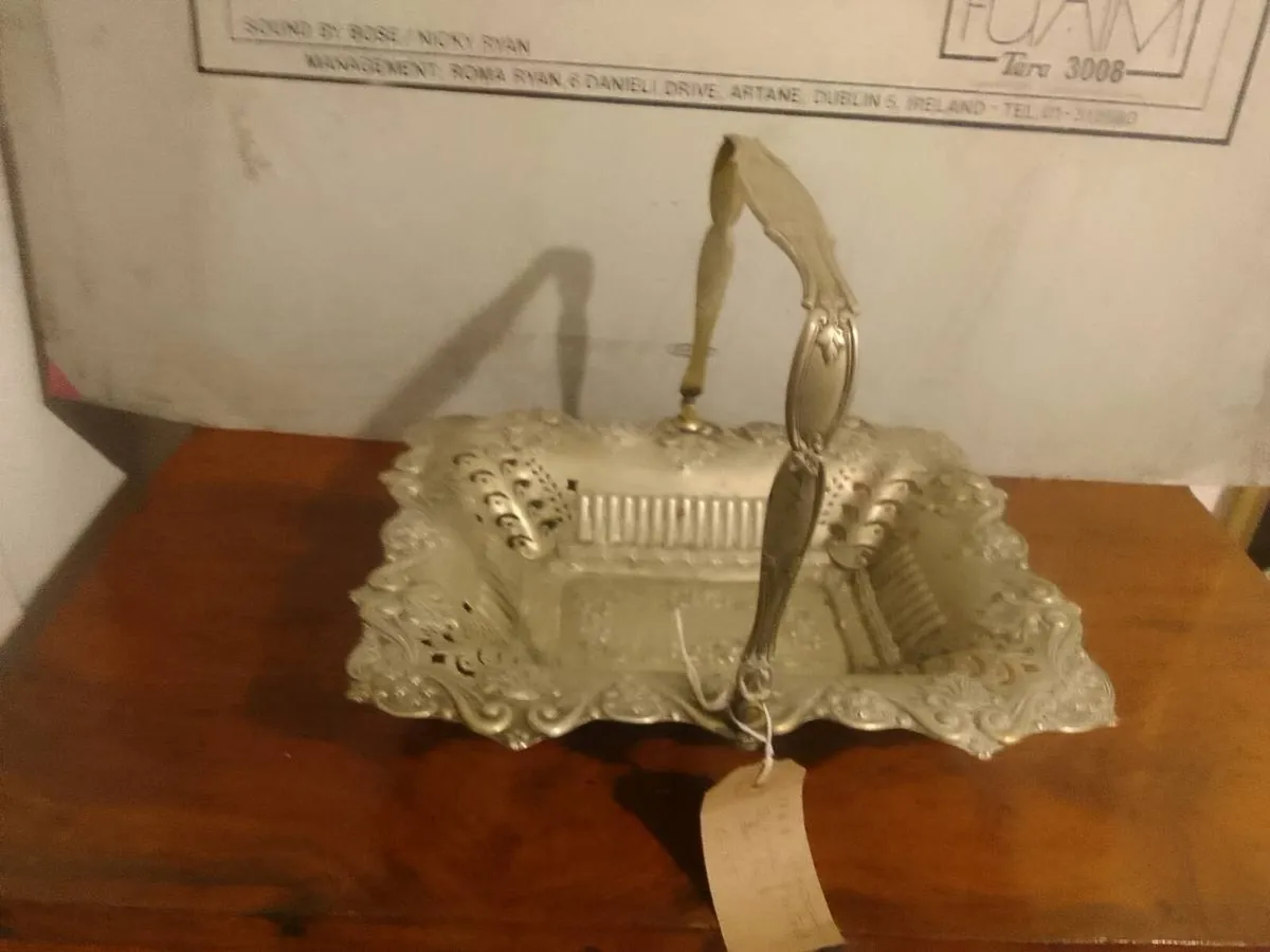 Victorian fruit basket - Image 2