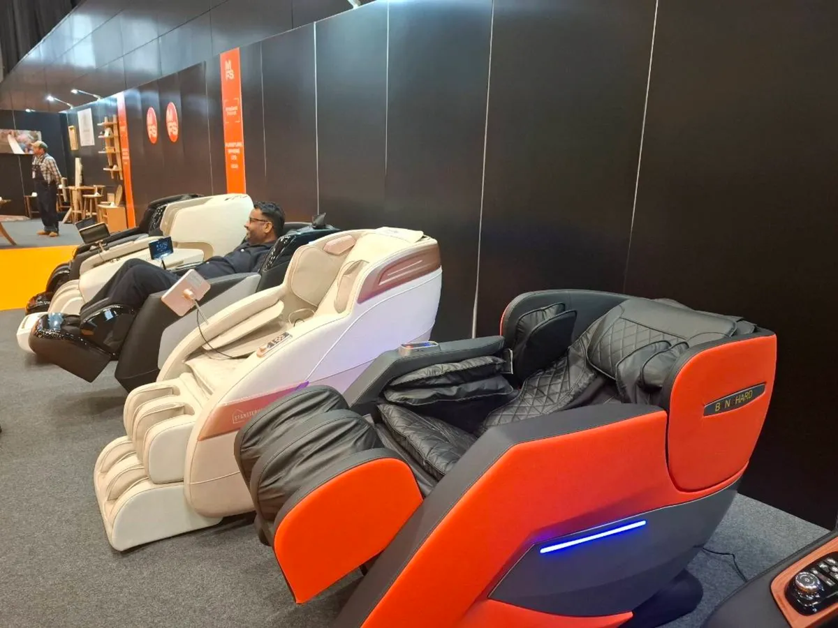 Massage Chair Mega Sale - Image 3