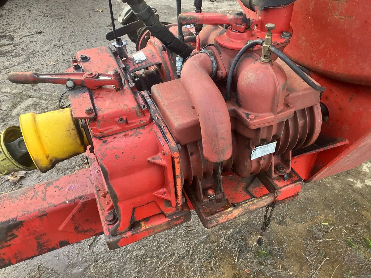 Slurry tanker repair - Image 2