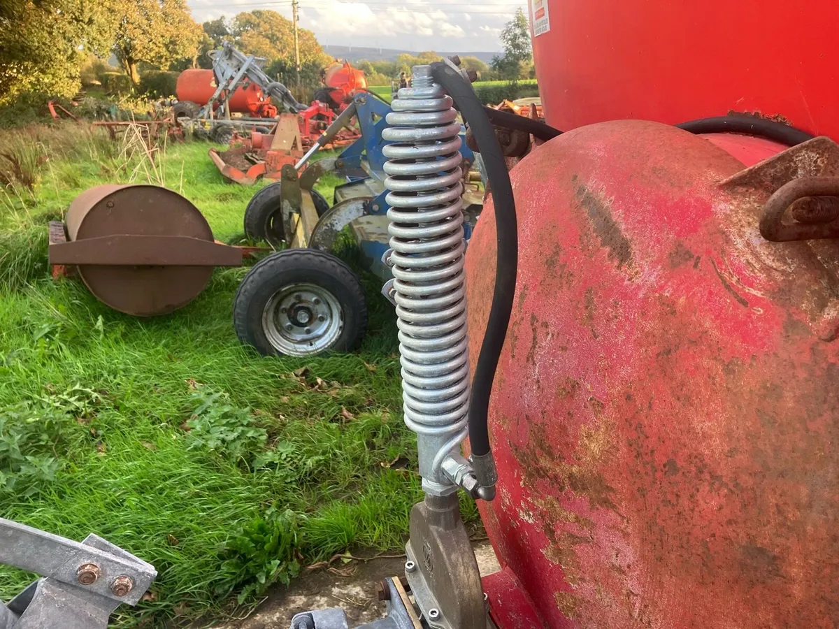 Slurry tanker repair - Image 3