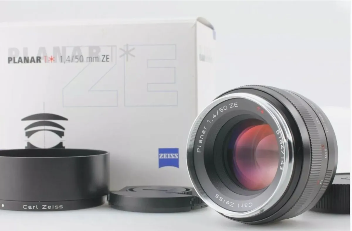 Carl Zeiss Planar T* 50 mm f/1.4 ZE Canon mount - Image 1