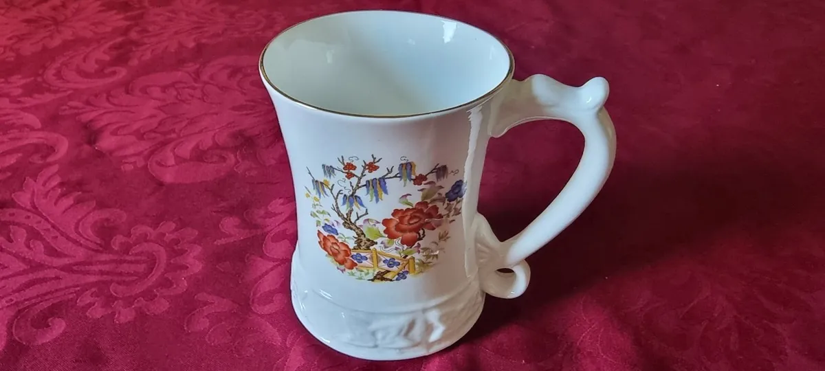 Royal Stuart By Royal Tara Floral Tankard / Vase - Image 1