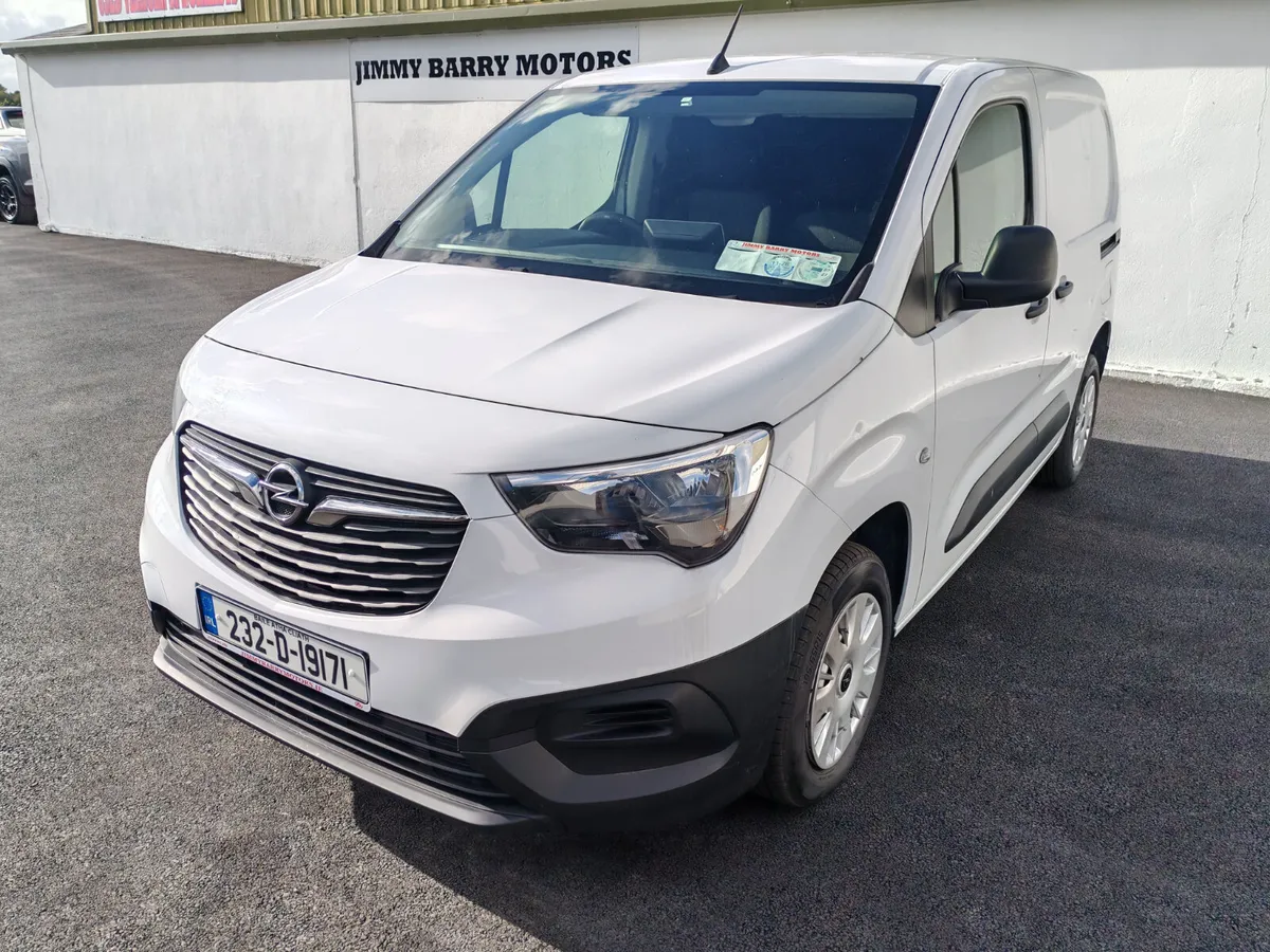 Opel Combo 2023 - Image 2