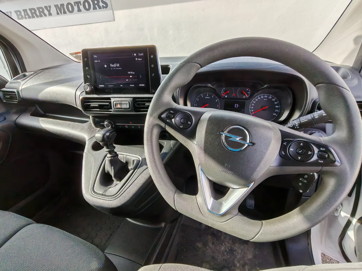 Opel Combo 2023 - Image 4