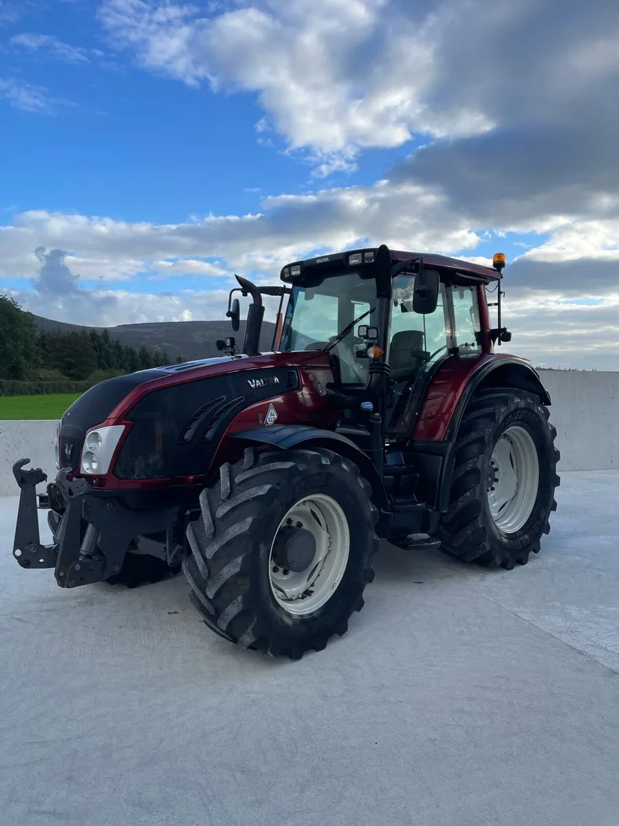 Valtra t153 - Image 2