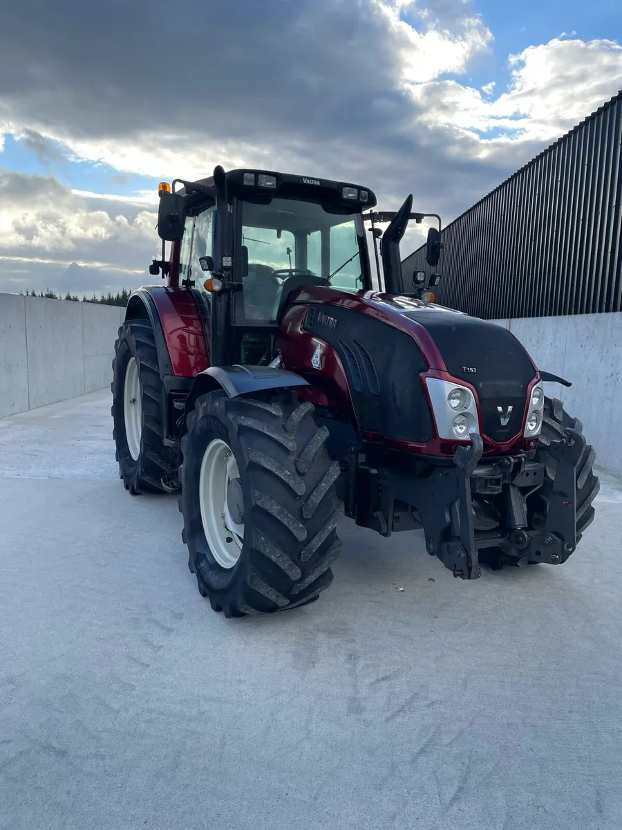Valtra t153 - Image 4