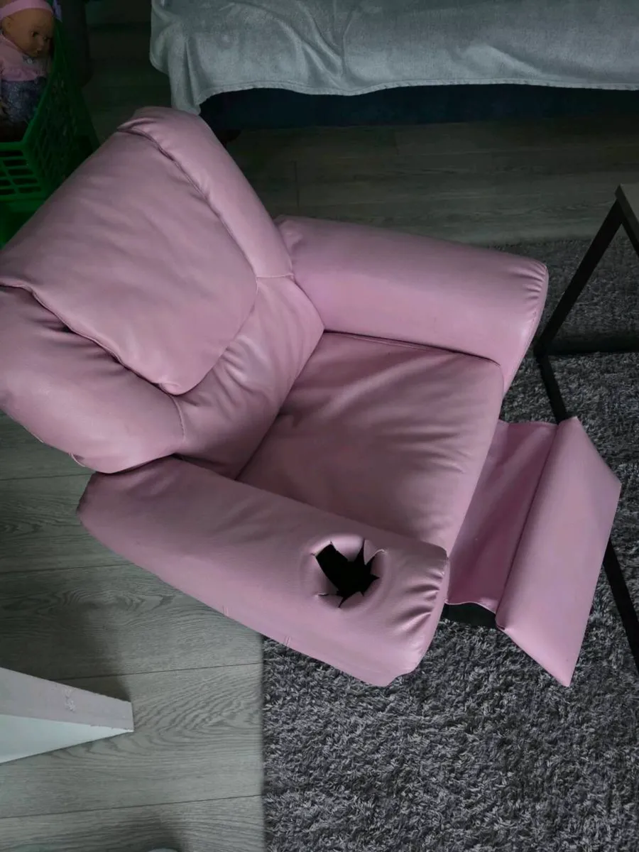 Toys - Image 3