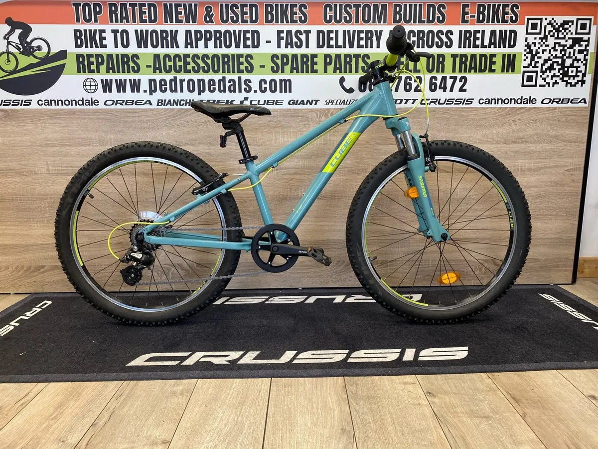 Cube acid race 240 (Excellent condition) - Image 1