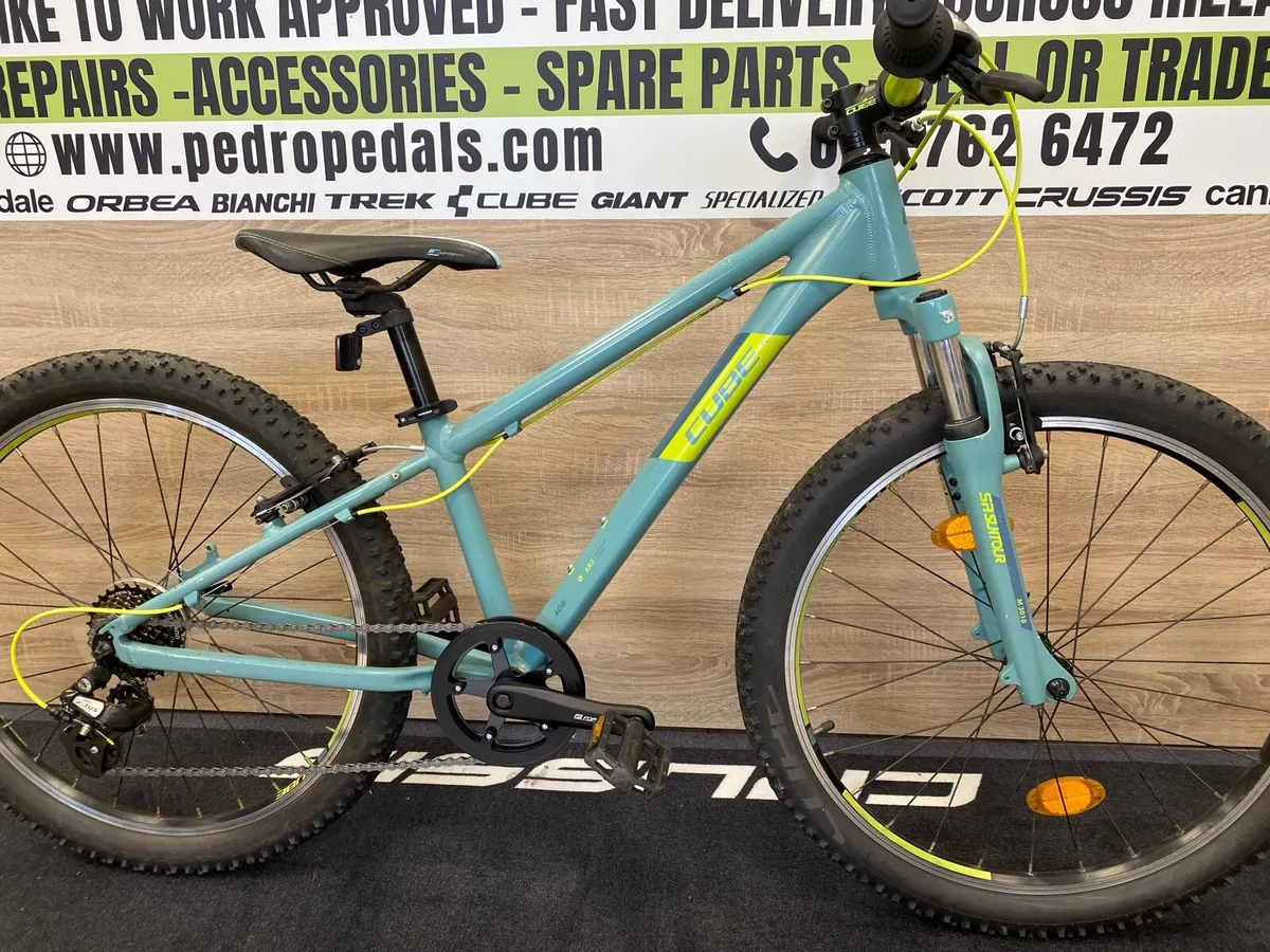 Cube acid race 240 (Excellent condition) - Image 2