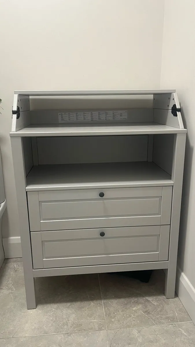 Baby changing Unit with shelves and drawers - Image 1