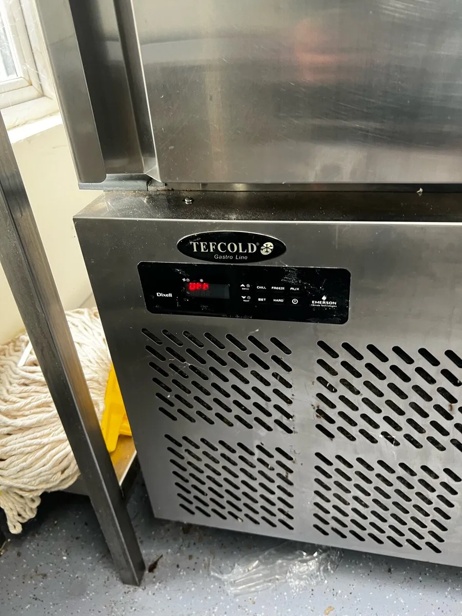 10 grid Blast chiller (needs gas) - Image 4