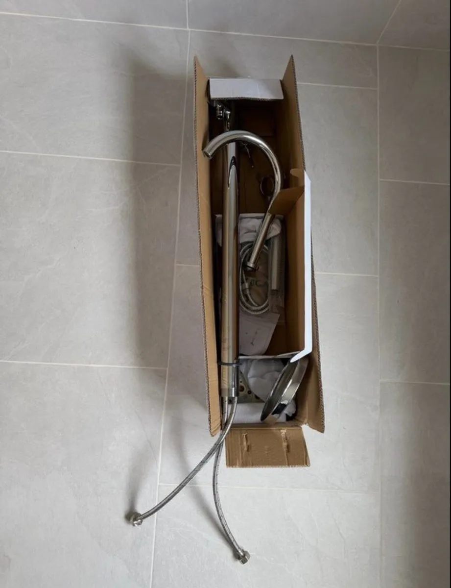 Freestanding Bath Tap - Image 1