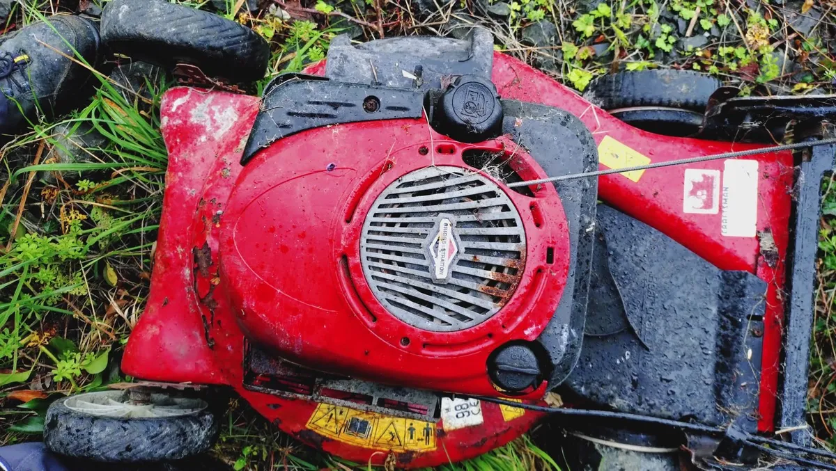 Lawnmower - Image 3