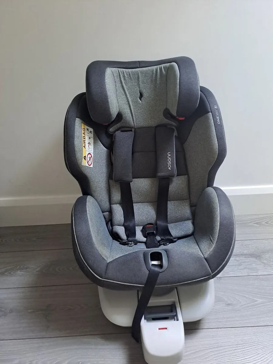 Baby car seat - Image 1