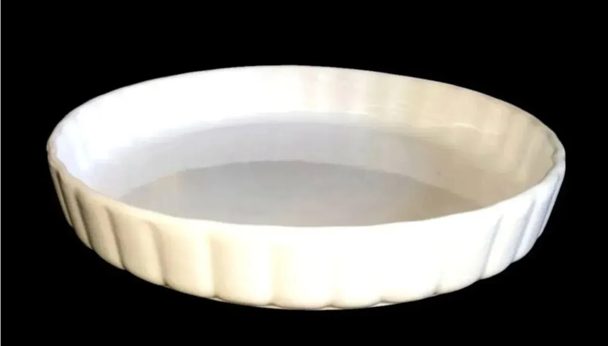 Vintage Harrods White Porcelain Quiche & Flan Dish - Image 2