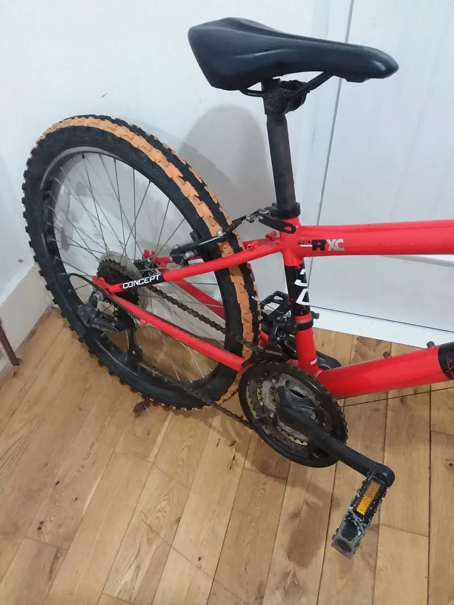 BIKE IN PERFECT CONDITION - Image 2