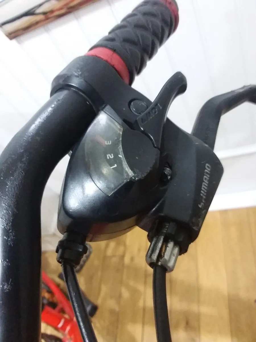 BIKE IN PERFECT CONDITION - Image 4
