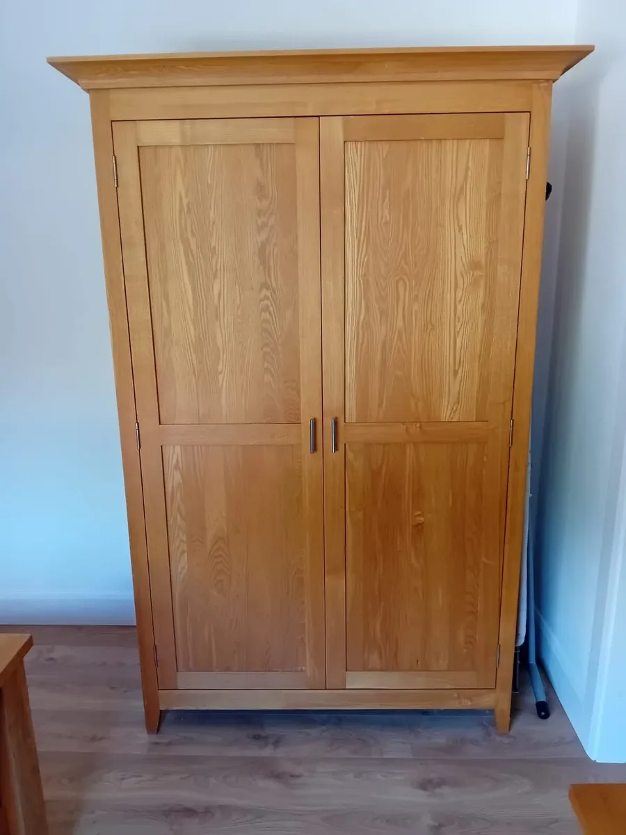 Bedroom furniture - Image 3
