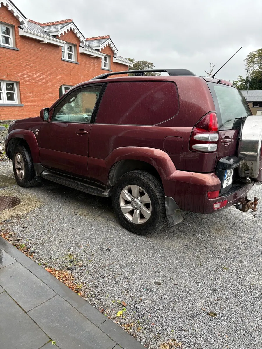 Toyota Land Cruiser - Image 3