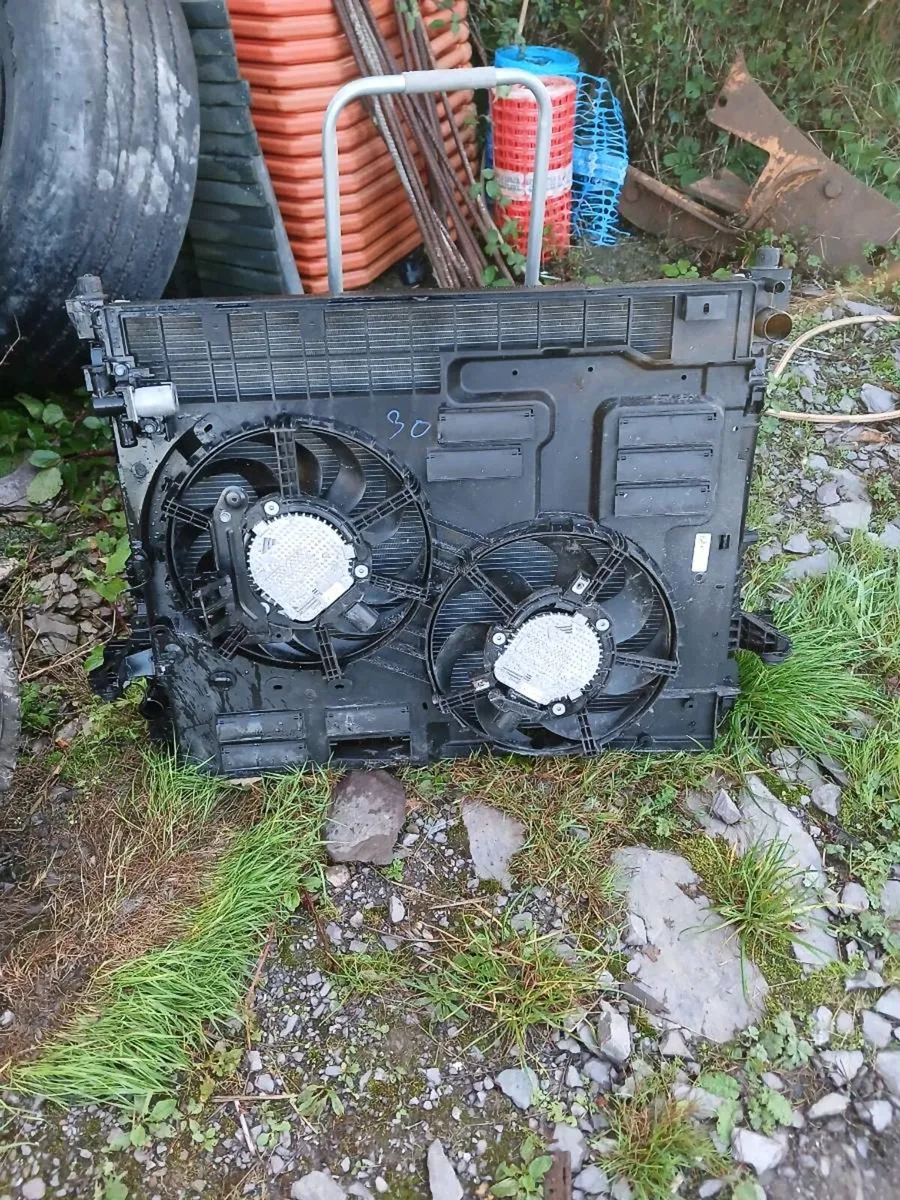 Renault traffic radiator - Image 2