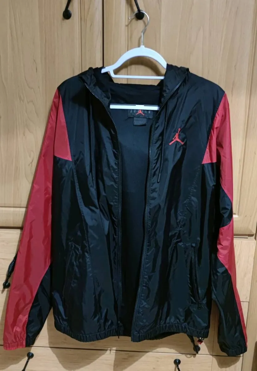 Jordan jacket (L) - Image 1