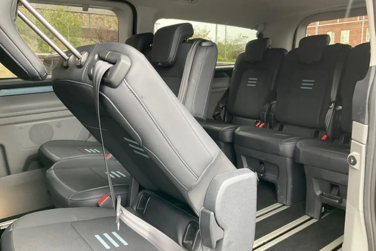 Ford Tourneo Custom 320 L2  FWD 2.0 EcoBlue 170ps - Image 4
