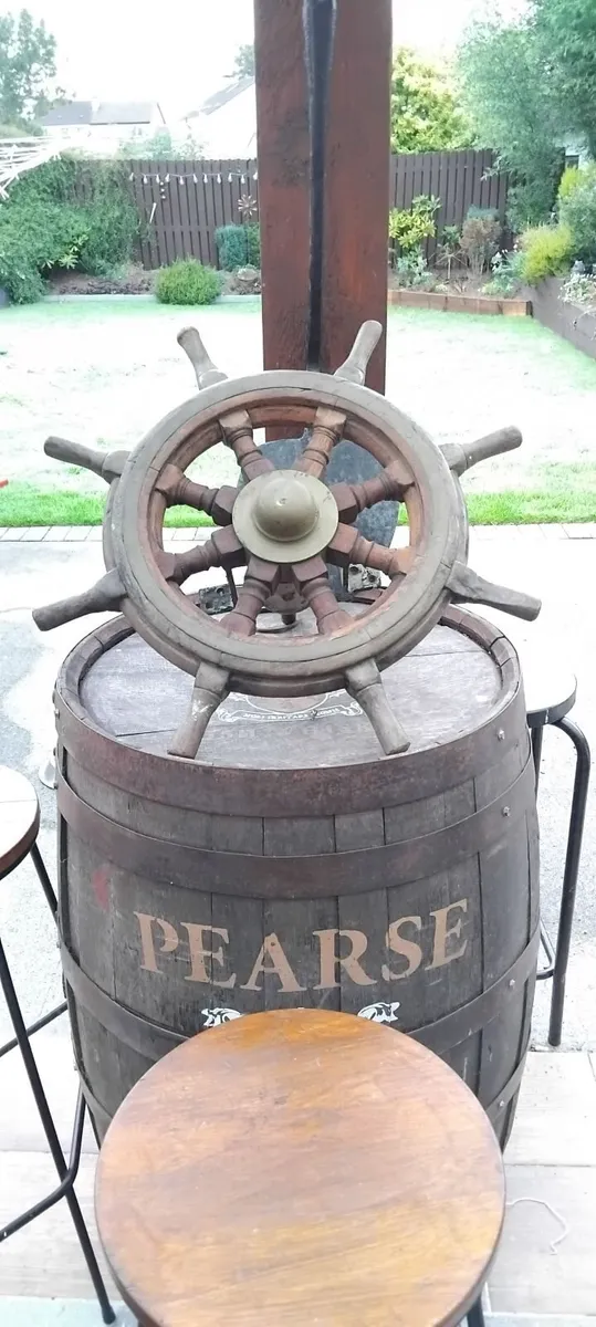 Vintage wooden ship's wheel with a brass center - Image 1