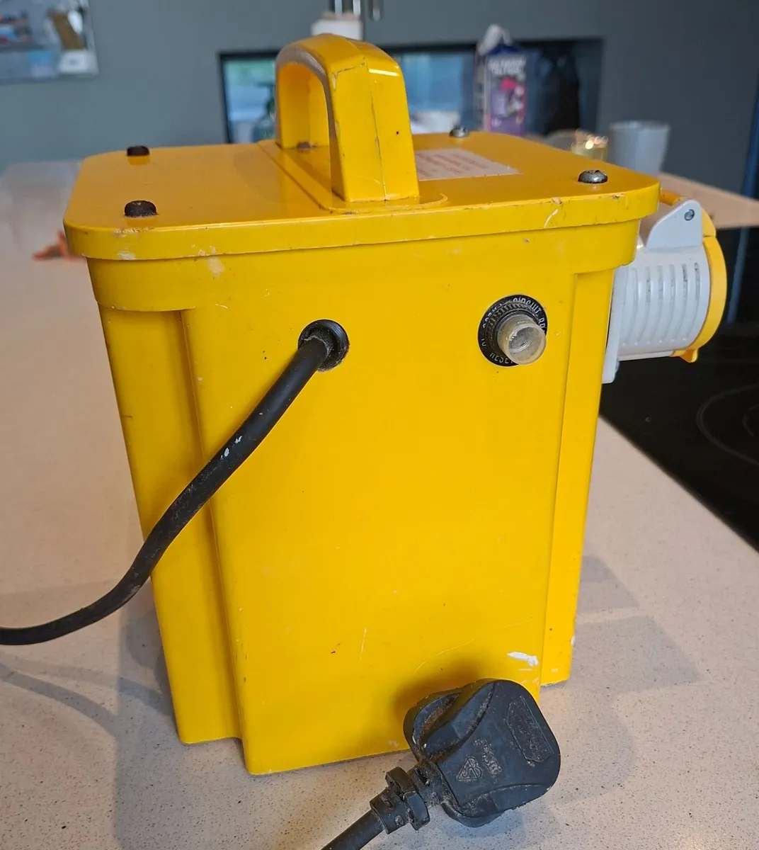 Raven 3.3kVA 110V Site Transformer - Image 3