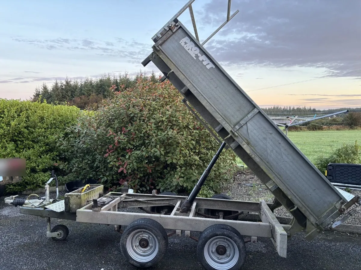 Pro-Fit Twin Axle Electric Tipper Trailer 8'6x5' - Image 3