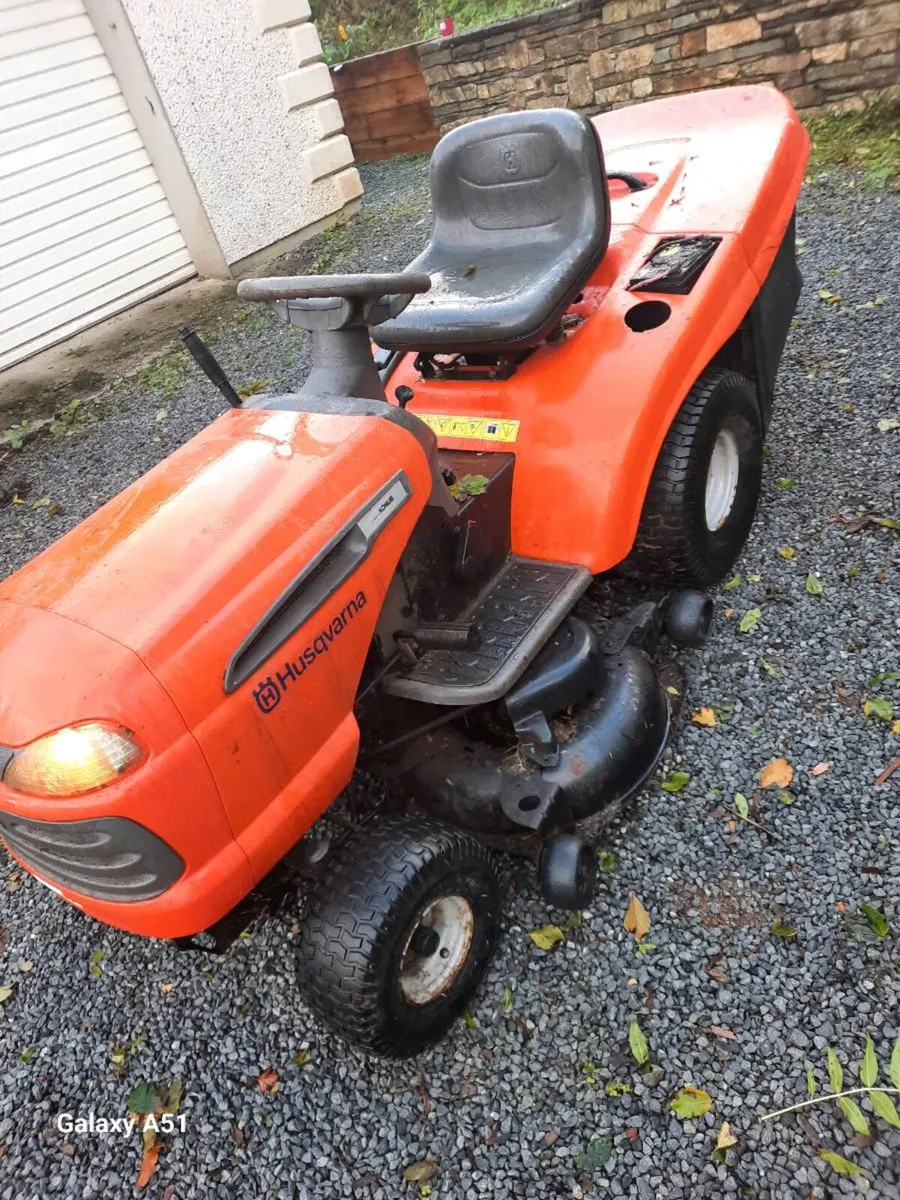 Husqvarna ride on mower - Image 4