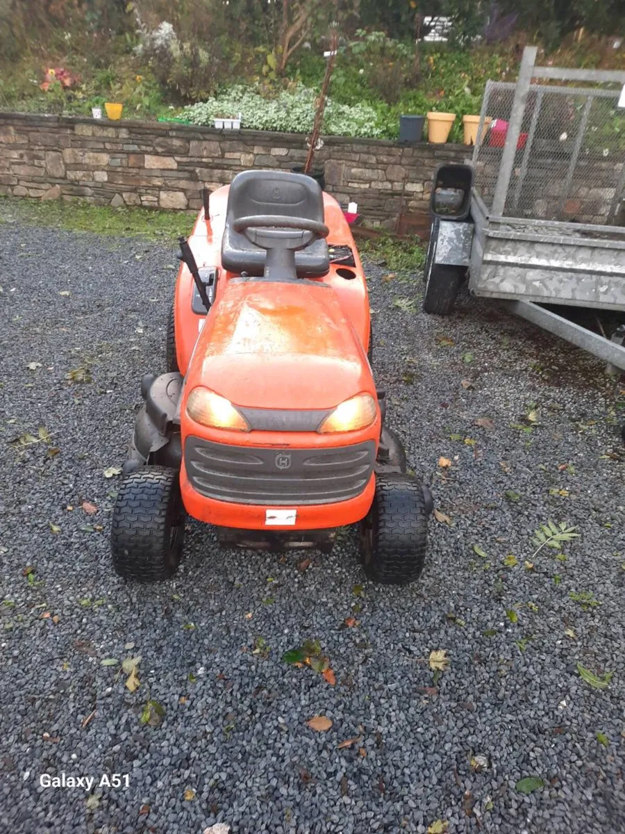 Husqvarna ride on mower - Image 2