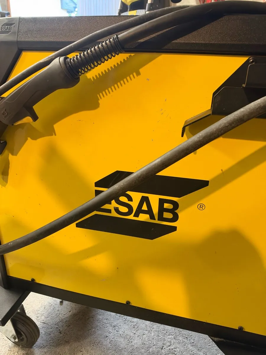 MIG WELDER, ESAB RUSTLER EM 251C - Image 3
