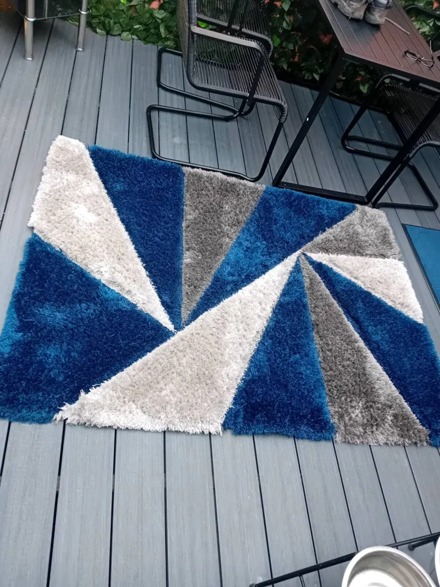 Rug - Image 3