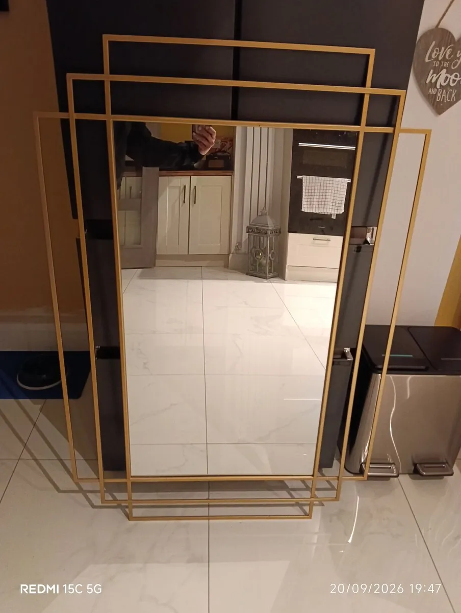 Mirror - Image 1