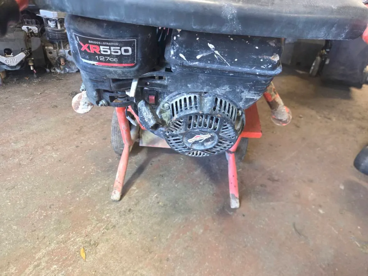 Mixer for sale - Image 1