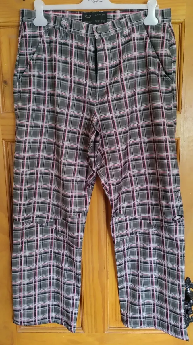Oakley Golf Pants 36Wx30L - Image 4