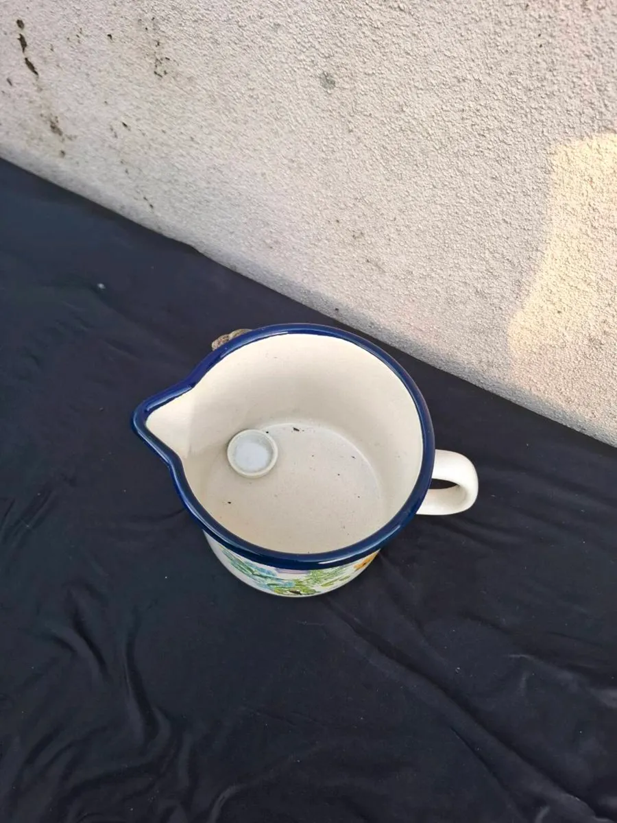 Enamel jug postage possible - Image 2