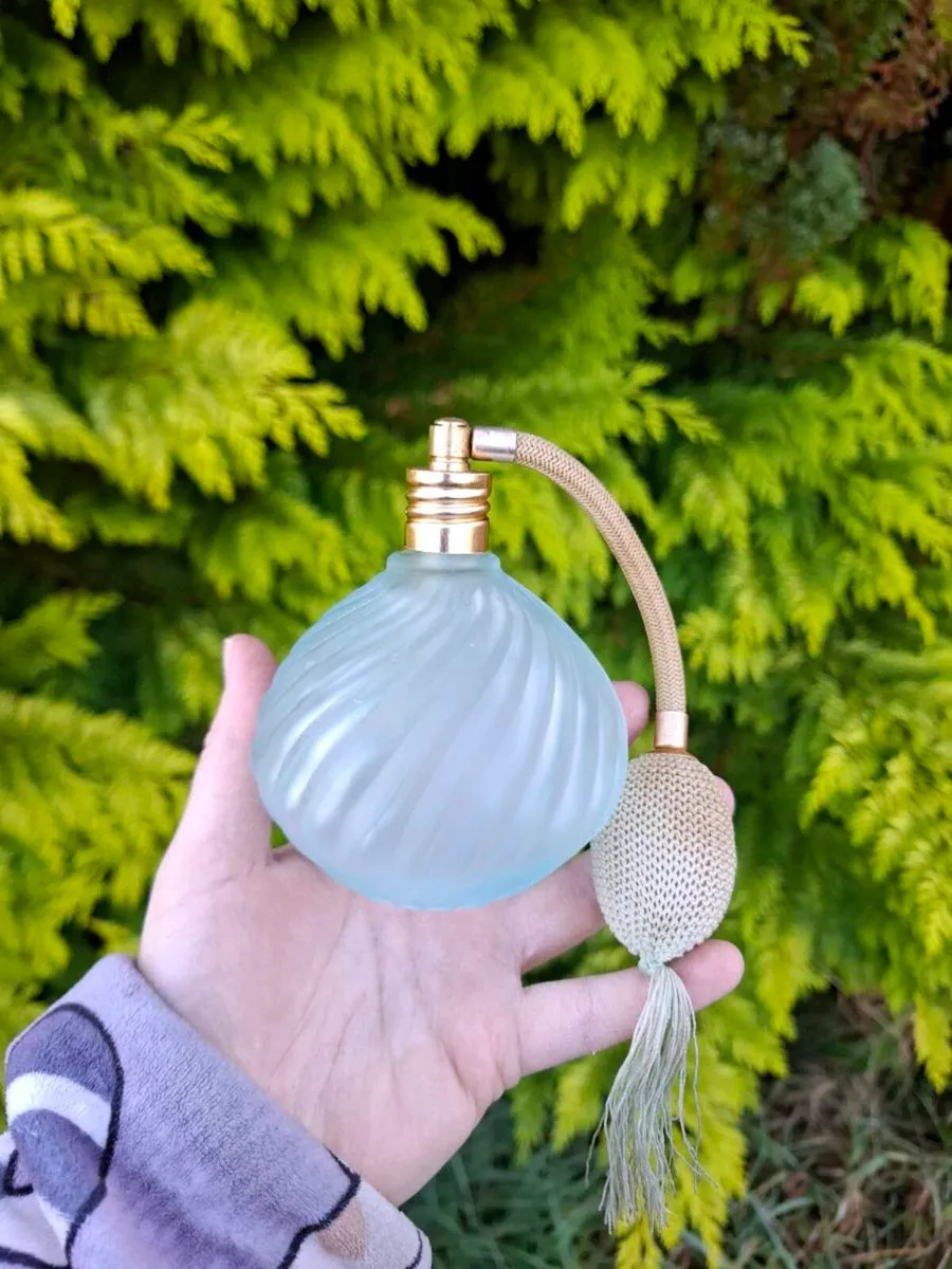 Glass vintage perfume spray