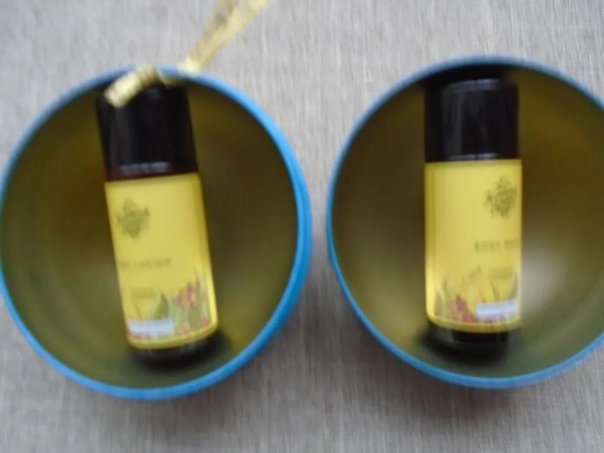 Christmas bauble gift, Shower gel/body lotion, - Image 2