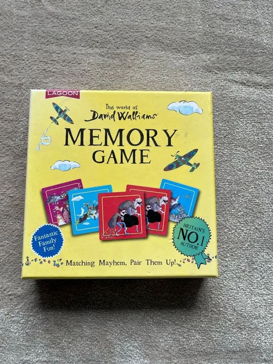 Selection of board games. - Image 3