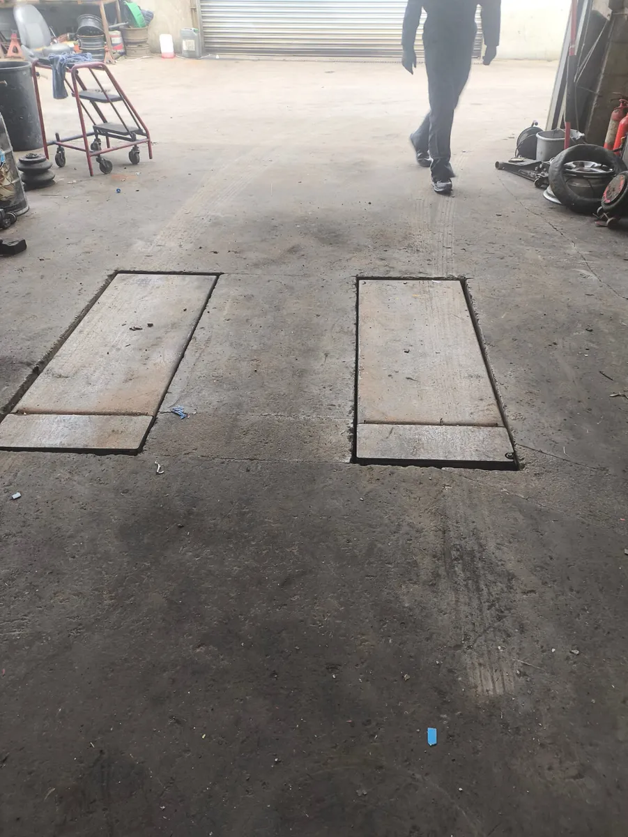 Maha car lift - Image 1