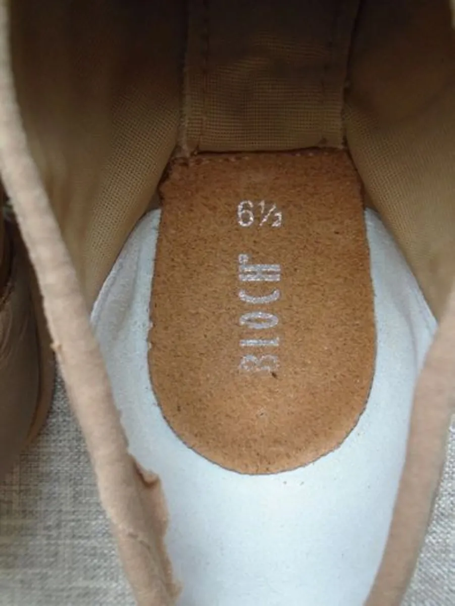 Bloch split sole dance shoes,Dance shoes - Image 3