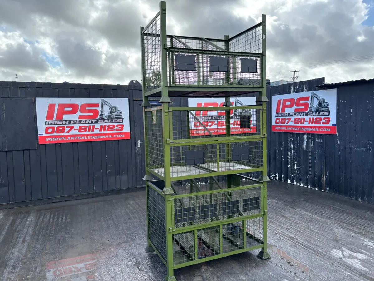 Heavy-duty steel mesh stillage cage - Image 1